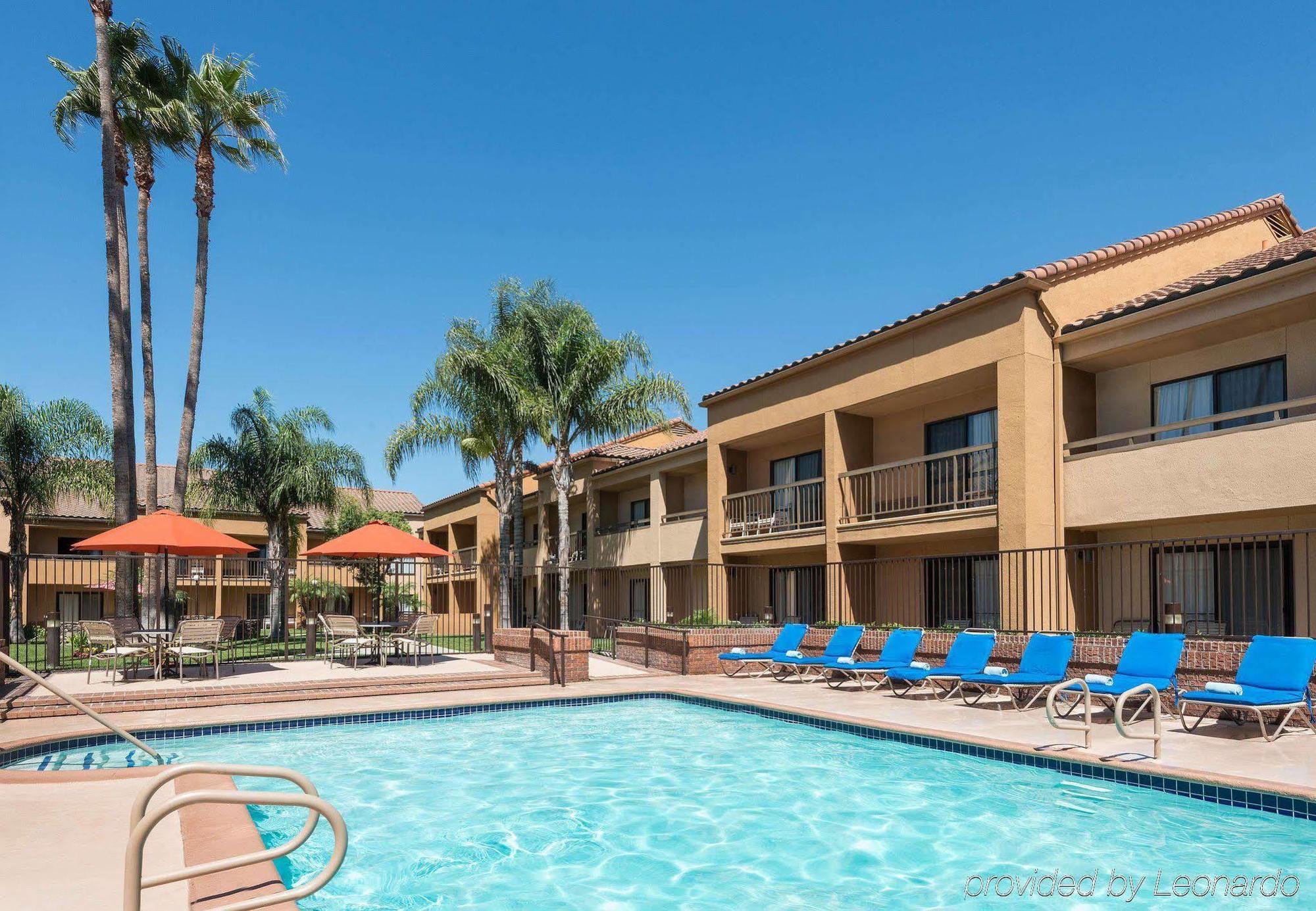 Courtyard Anaheim Buena Park Hotel Exterior photo